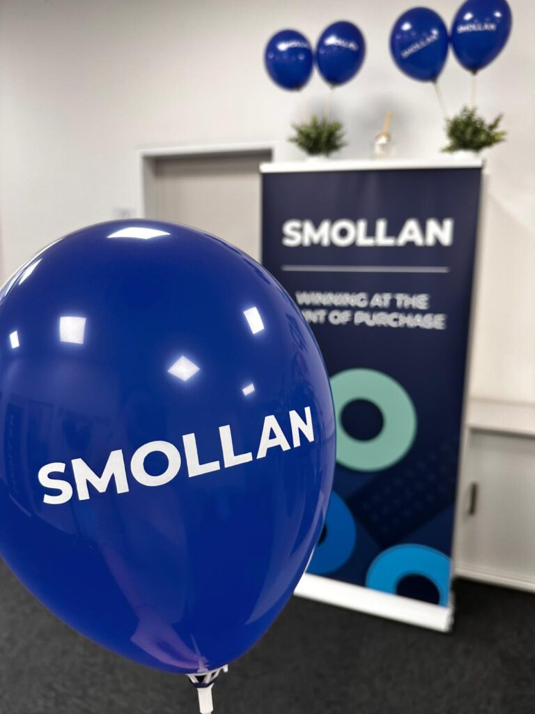 Blue balloon with Smollan on it